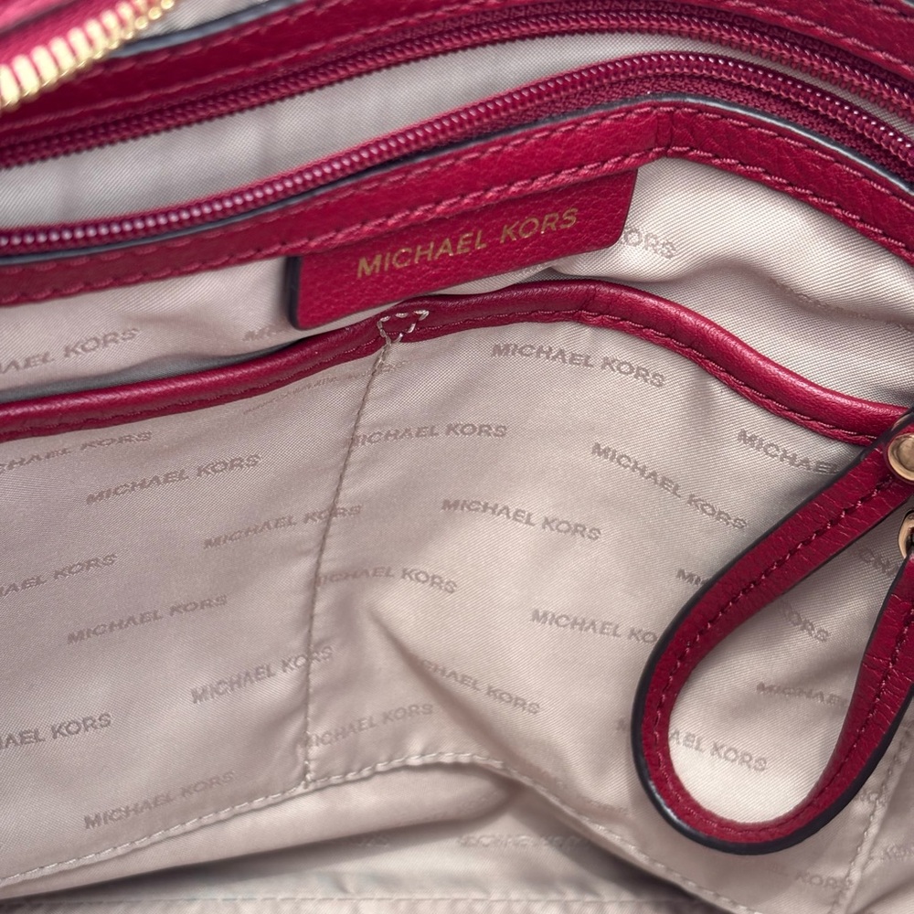 Michael Kors Scarlett Red Leather Evie Shoulder Bag-  Beautiful! - Picture 7 of 13